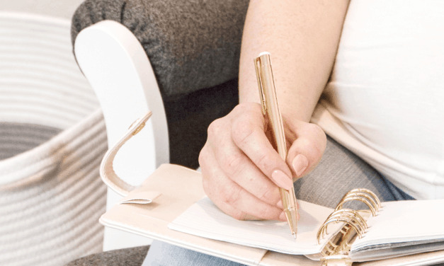 4 Work from Home Jobs for Moms with Babies that Pay Well!