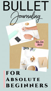 Want to have the best year ever?! Learn how to start a bullet journal as a beginner and organize your life. With information on layout ideas, index, and creating weekly spreads #bulletjournal #bulletjournalideas